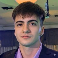 Mateo, Zyro co-founder